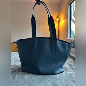 Lululemon Athletica Dark Blue Tote